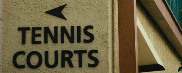 Indication courts de tennis